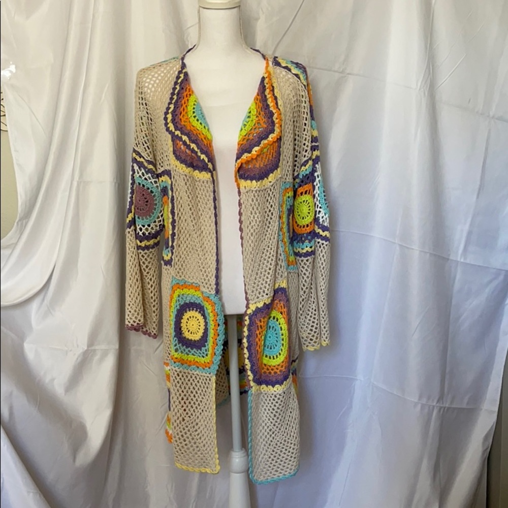 Crotched tunic with long sleeves